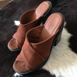 Urban Outfitters Rust Orange Suede Heels size 8